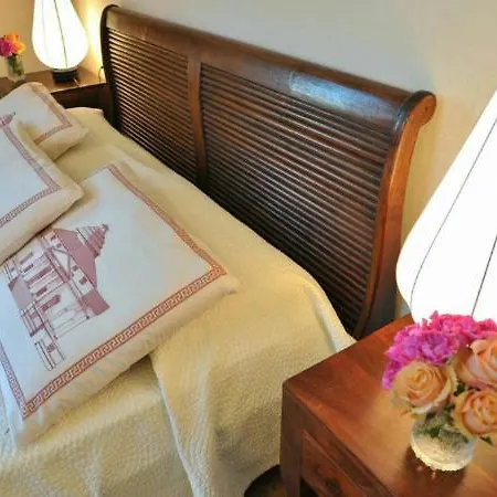 Sleeps 8 Pool 몰트라지오