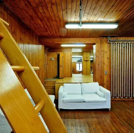 Sleeps 8 Pool
